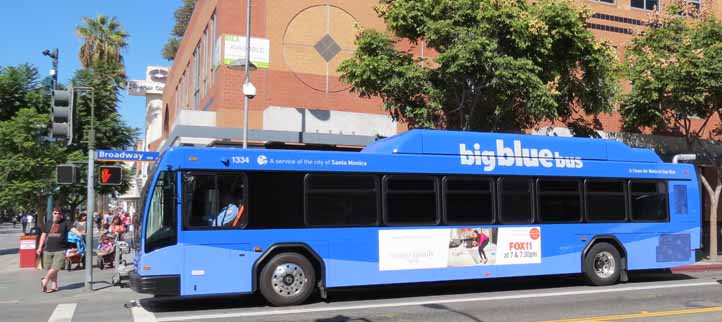 Big Blue Bus Gillig BRT 1334